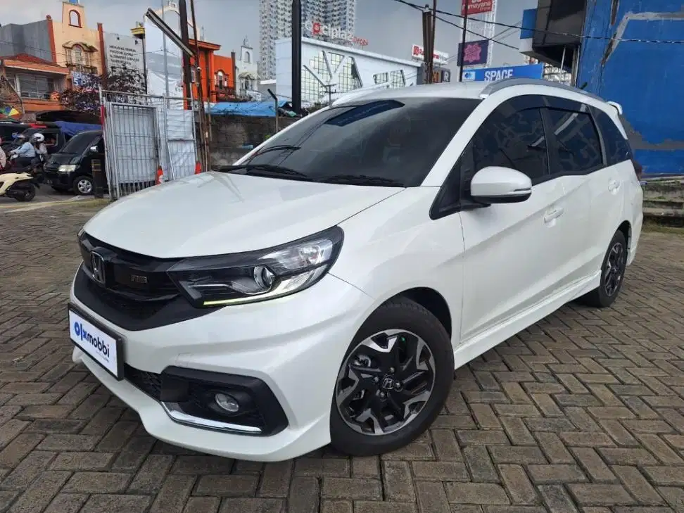 LOW DP Honda Mobilio 1.5 E Bensin-MT 2015 UGZ