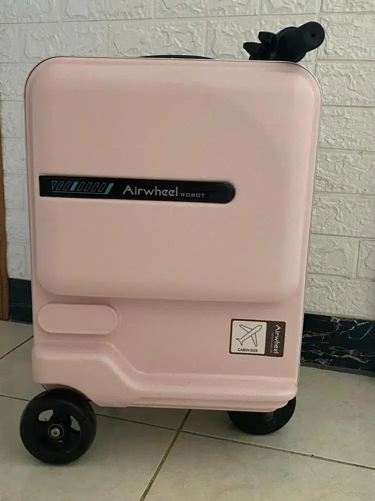 Airwheel robot pink