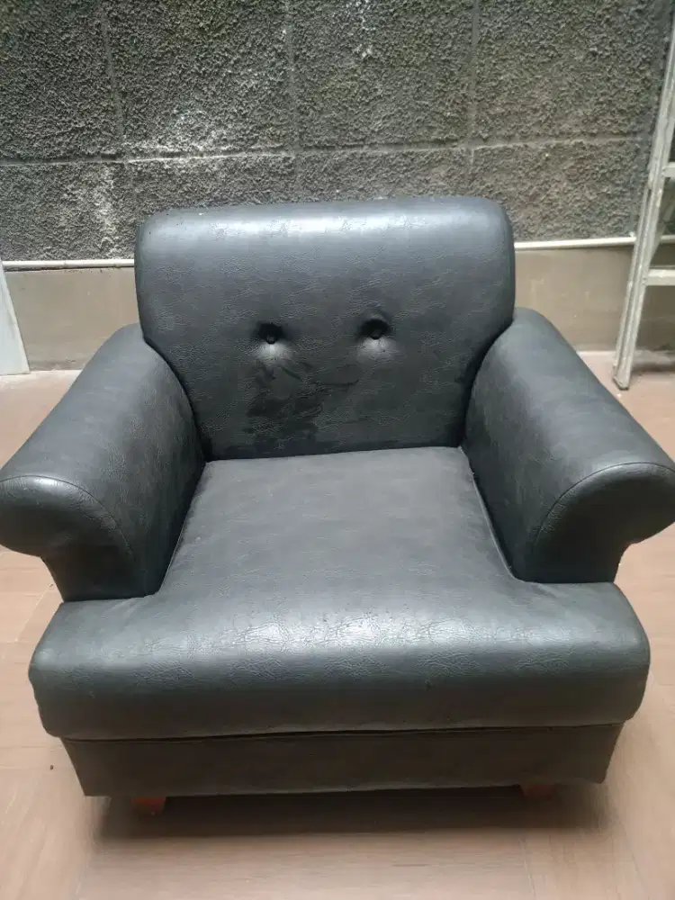 Sofa anti kempes dan kursi kerja