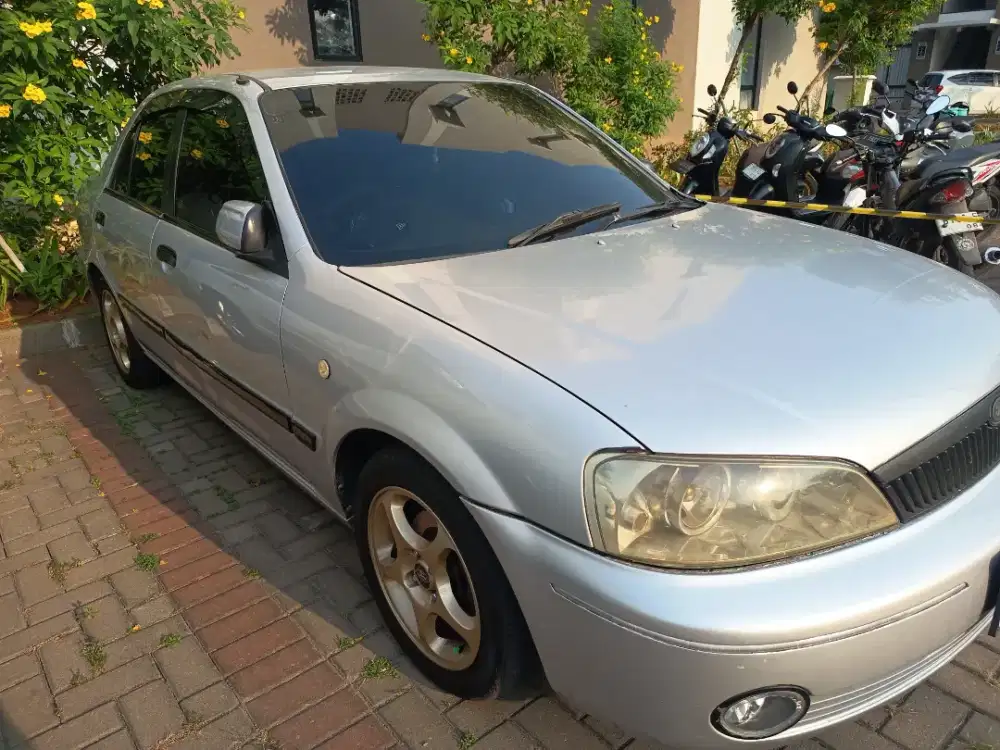 Ford Lynx matic 2004