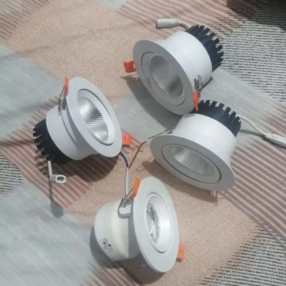 Lampu Plafon Bagus dan Berkualitas Cocok Untuk Usaha