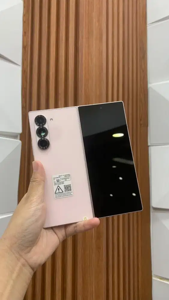 Samsung Z Fold 6 12/512GB Sein Indonesia