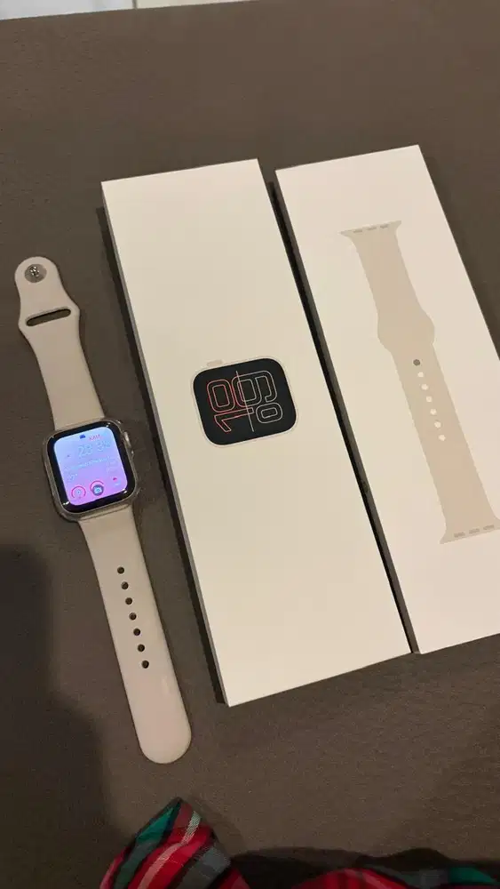 Apple watch se 3 like new