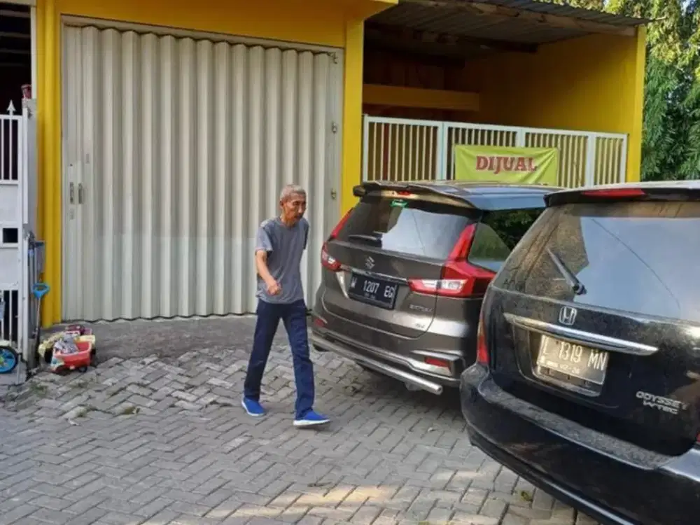Dijual Rumah Usaha Lokasi Perumahan Swan Menganti Park Dekat Benowo