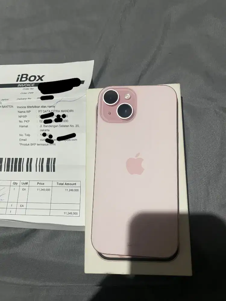 iPhone 15 pink 128gb garansi ibox fullshet no min
garansi baru off