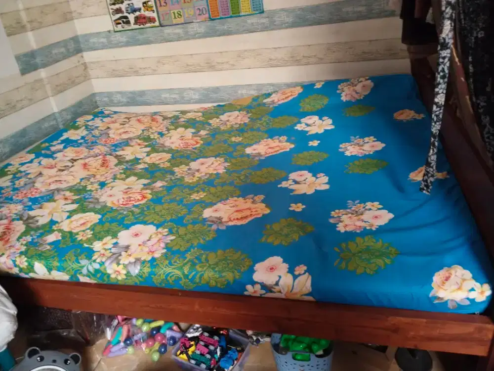 Tempat tidur dan Busa Inoak