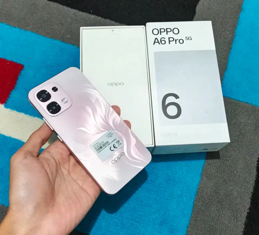 Oppo A6 pro 5G 8+256 GB Fullset Mulus