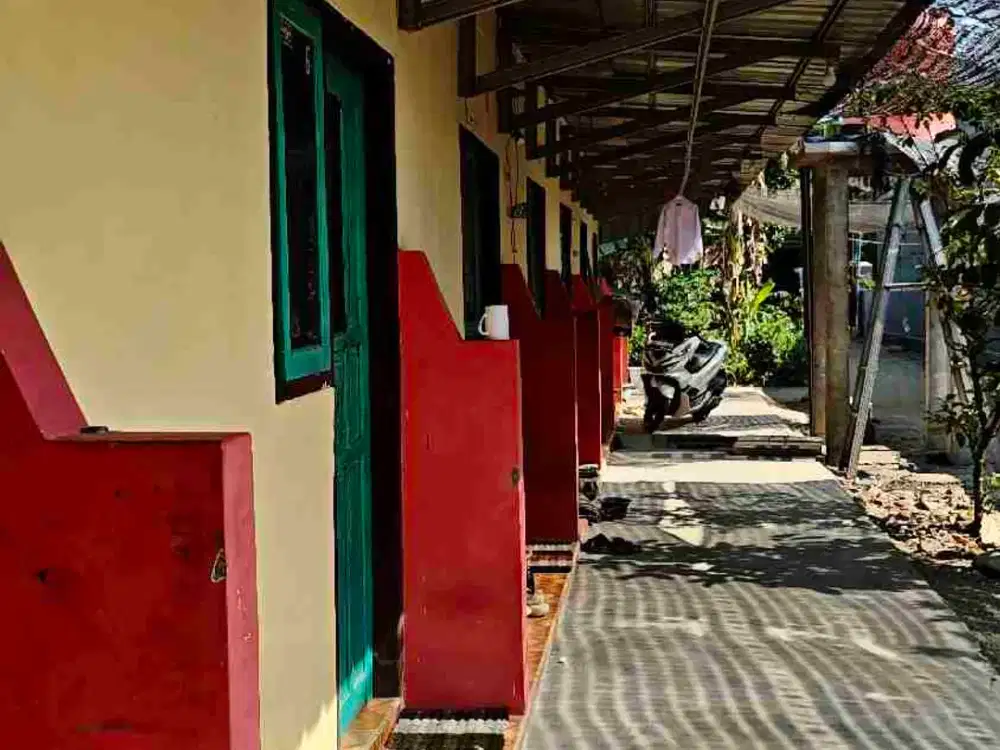 Tanah plus 6 kamar kontrakan