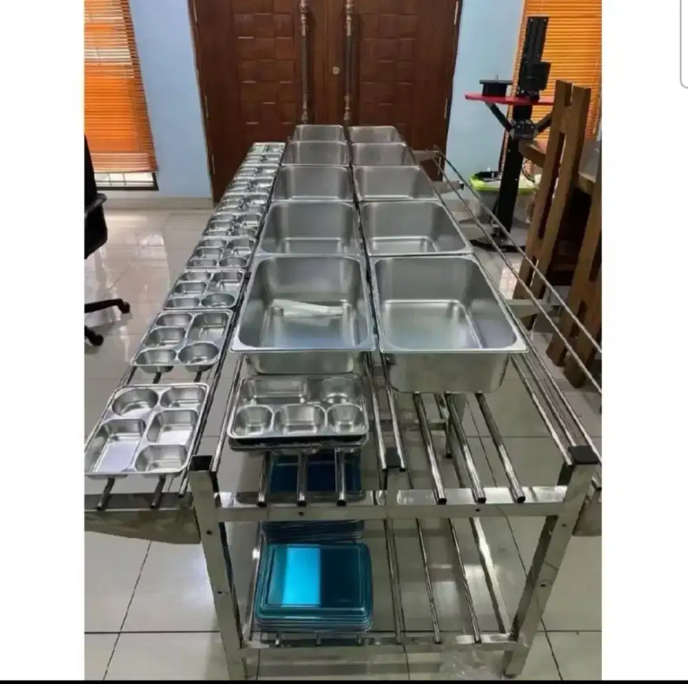 Meja Pemorsian MBG 300X125X90, Meja Pemorsian MBG Stainless Rell 201