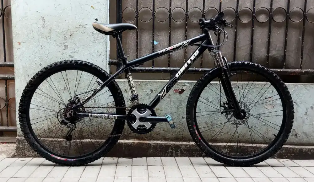 Sepeda MTB United Monza 26 inc Aloy, 3 x 7 Speed.. Cipinang