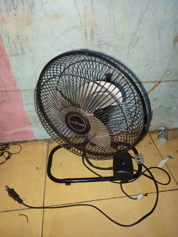 kipas Advance Bekas