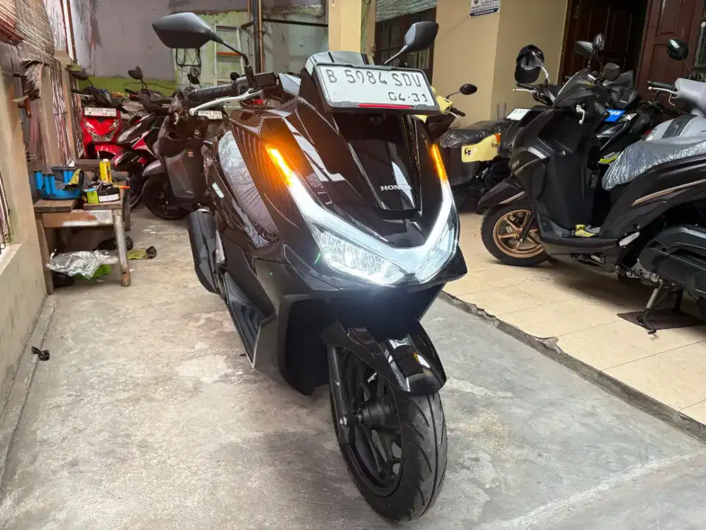 KM 2K HONDA PCX 160 CBS 2026 BLN 4 BS TT 2025 DI CILEDUG HARGA PAS ORI