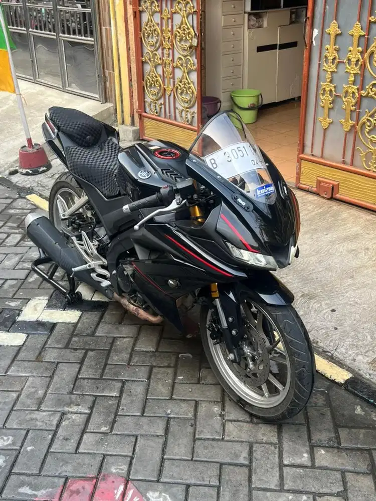 YAMAHA R15 V3 2019