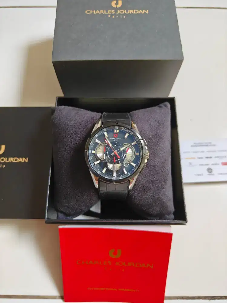Charles Jourdan pria Chrono CJ1029 original baru tidak pernah pakai