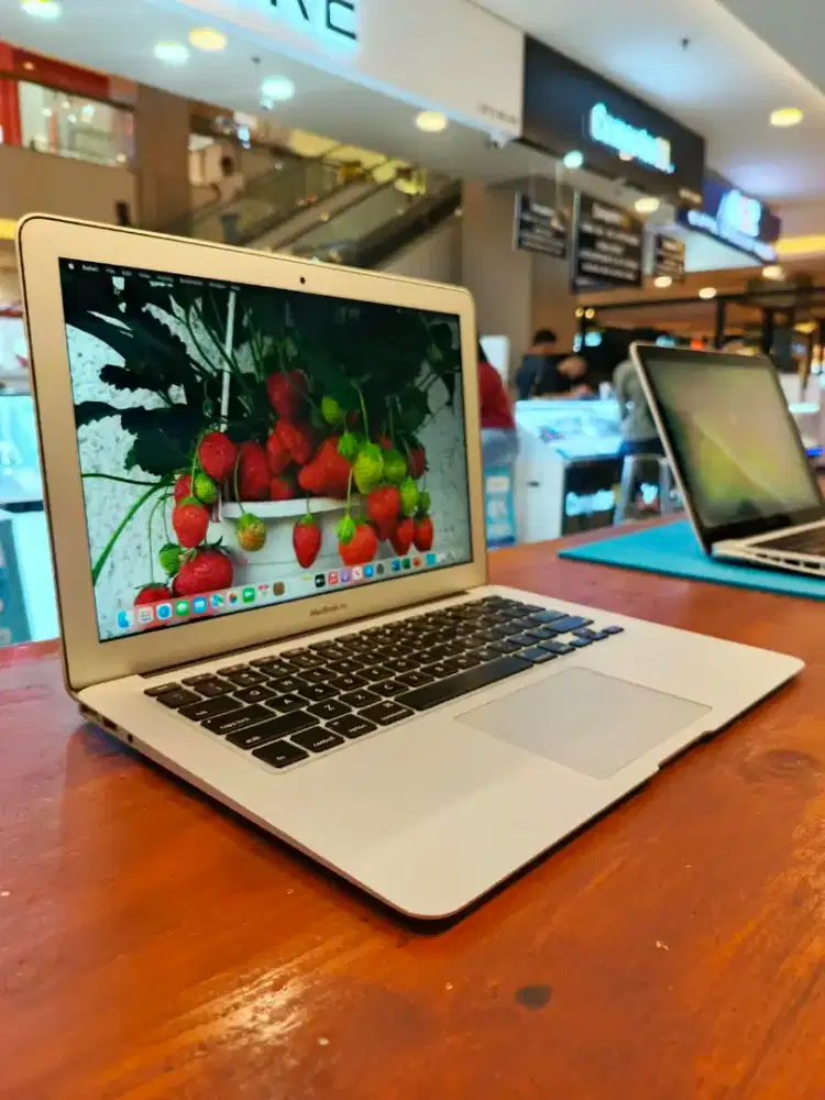 MacBook Air 13 inch early 2015