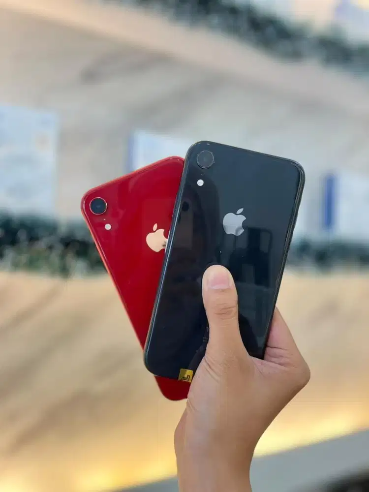IPHONE XR 64GB LIKE NEW