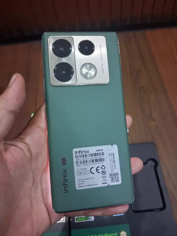 Infinix note 40 pro plus 5G 12/256 byk di cari