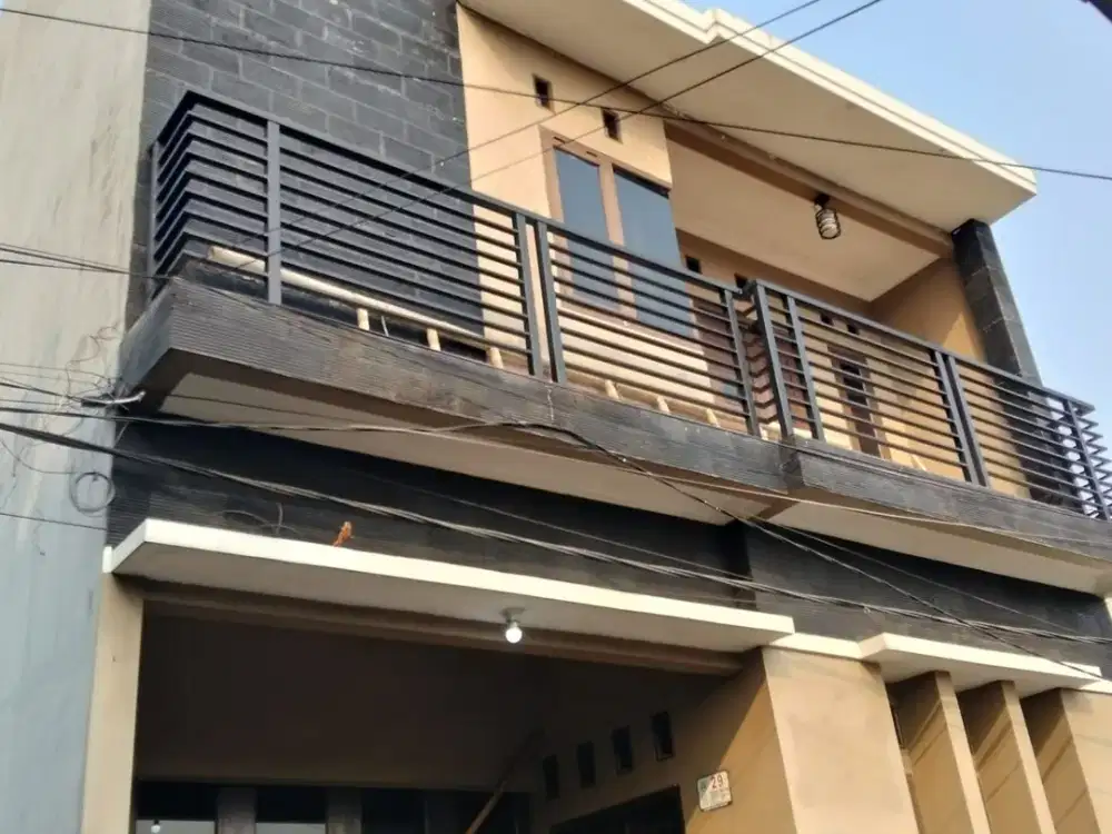 DISEWAKAN RUMAH MINIMALIS 2 LANTAI SIAP HUNI BINTARO TANGERANG SELATAN