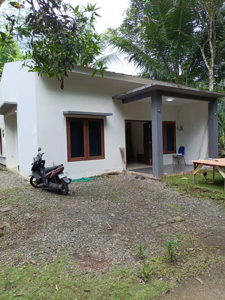 Rumah dijual semi furnish daerah karang anyar purbalingga