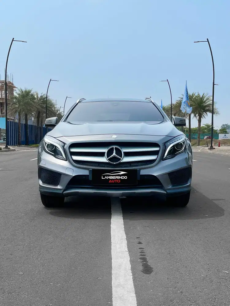 MERCEDES BENZ GLA200 AMG 2017