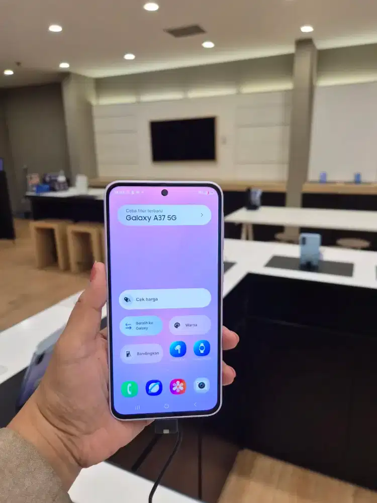 SAMSUNG GALAXY A37