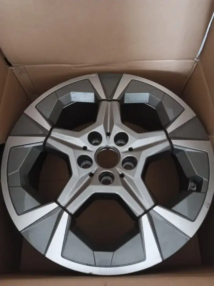 Jual velg BMW X1