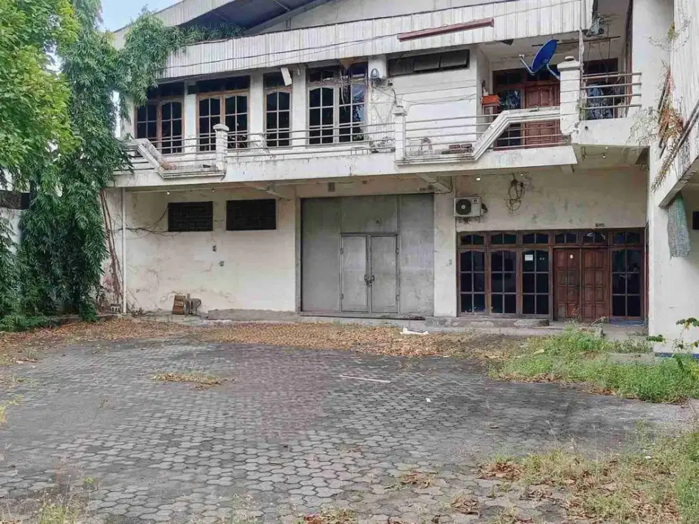 Disewakan Gudang 2 Lantai Di Manukan