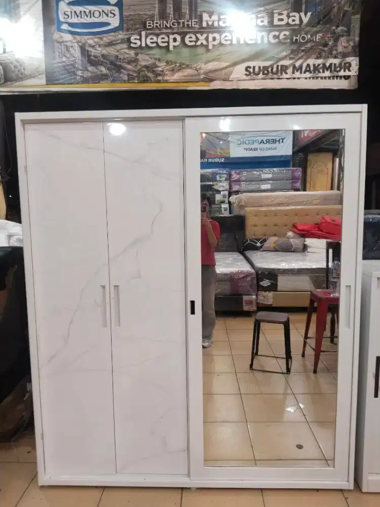Kredit Lemari Besi Import