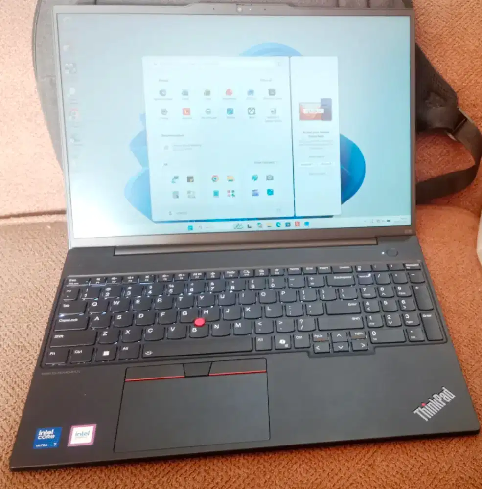 LAPTOP LENOVO THINKPAD E16 INTEL ULTRA 7 155U MULUS GARANSI RESMI ON!!