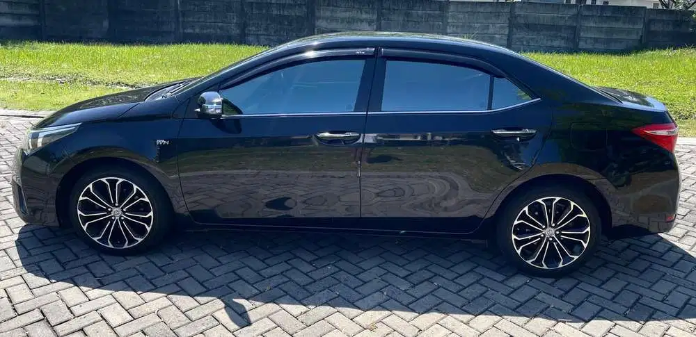 Toyota Corolla Altis 2014 Bensin