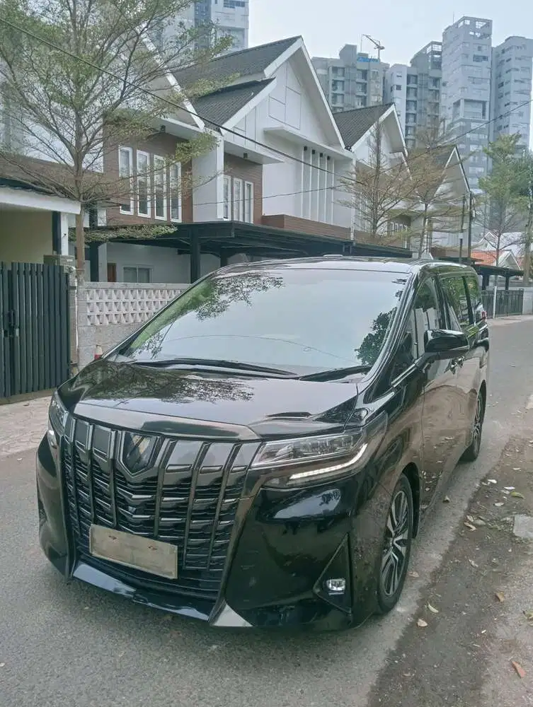 Alphard tipe G 2018 tangan 1,servis record auto 2000...good condition