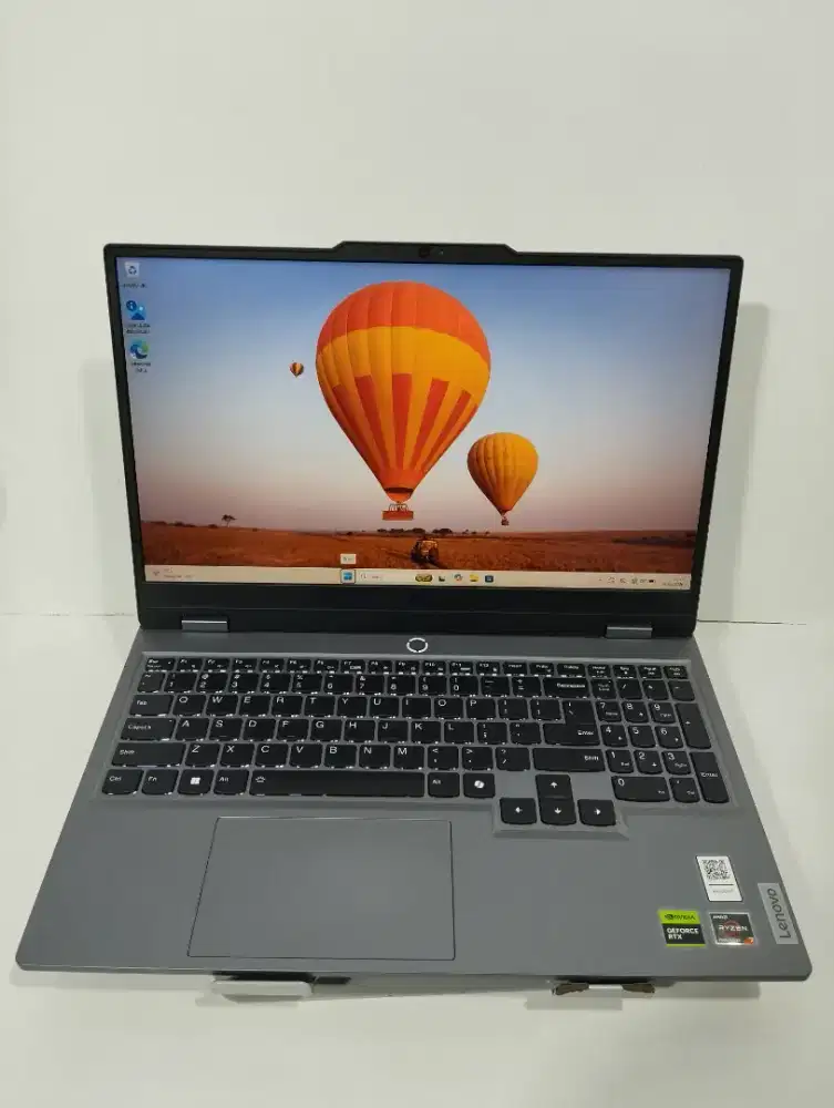 LAPTOP LENOVO LOQ 15ARP9