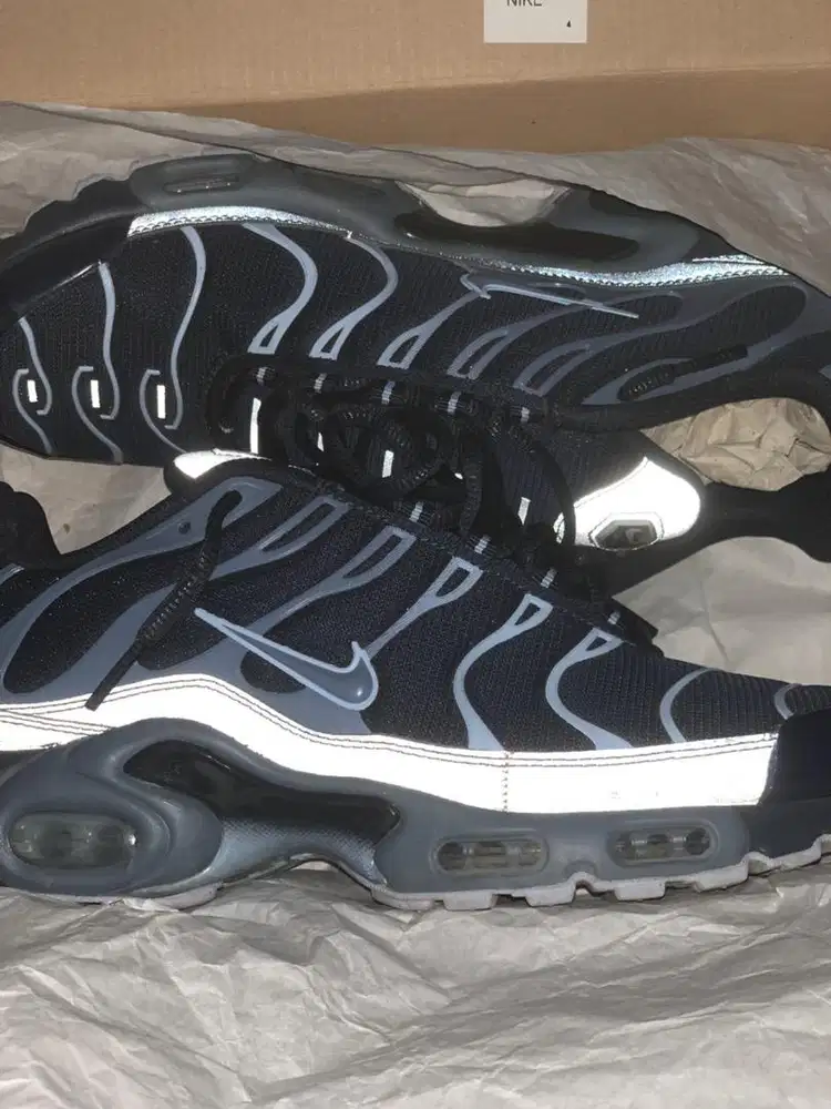NIKE AIR MAX PLUS.sec