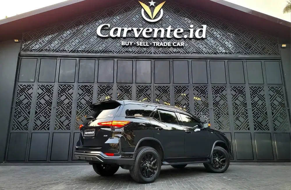 Toyota Fortuner VRZ 2.8 GR Sport 2025 Legender AEROPACKAGE ODO 9rb