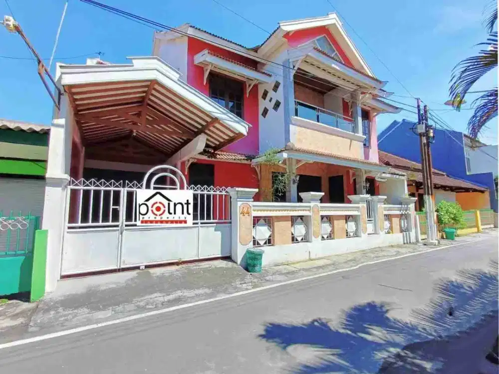 Rumah Bagus 2lt Strategis Dekat Jalan Raya Adi Sucipto