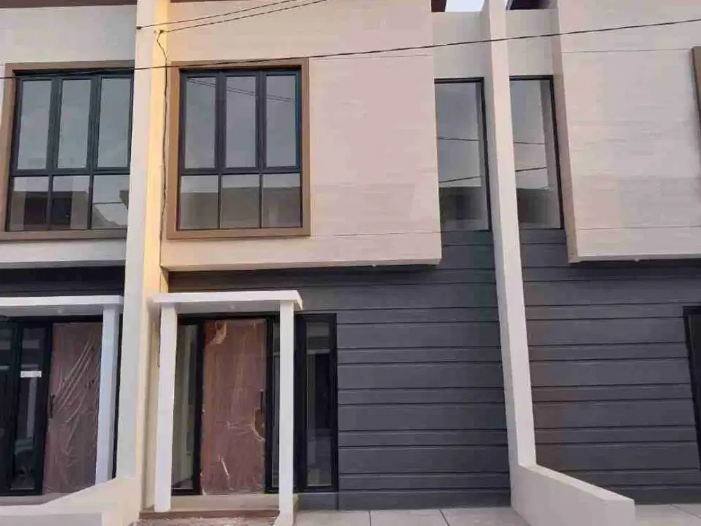 Rumah Baru 2 Lantai siap Huni di Alana Regency, Gunungsari, Wiyung, Sby Selatan