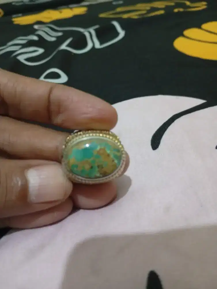 Natural batu virus versia asli