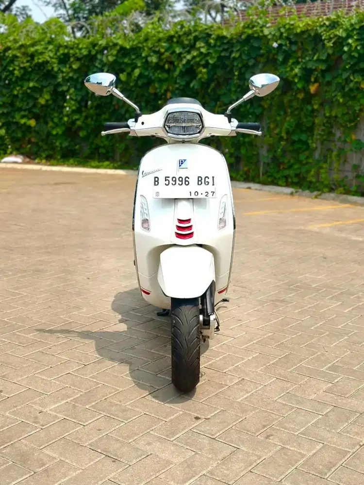 VESPA SPRINT S 150 IGET ABS 2023 PUTIH MODIF - TERMURAH SEINDONESIA