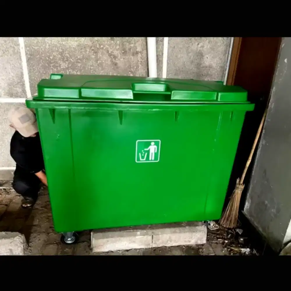 Tong sampah Fiberglass Ukuran 660 liter Murah langsung dari Pabrik