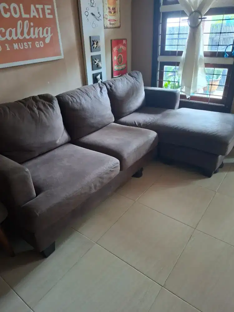 Sofa L coklat informa