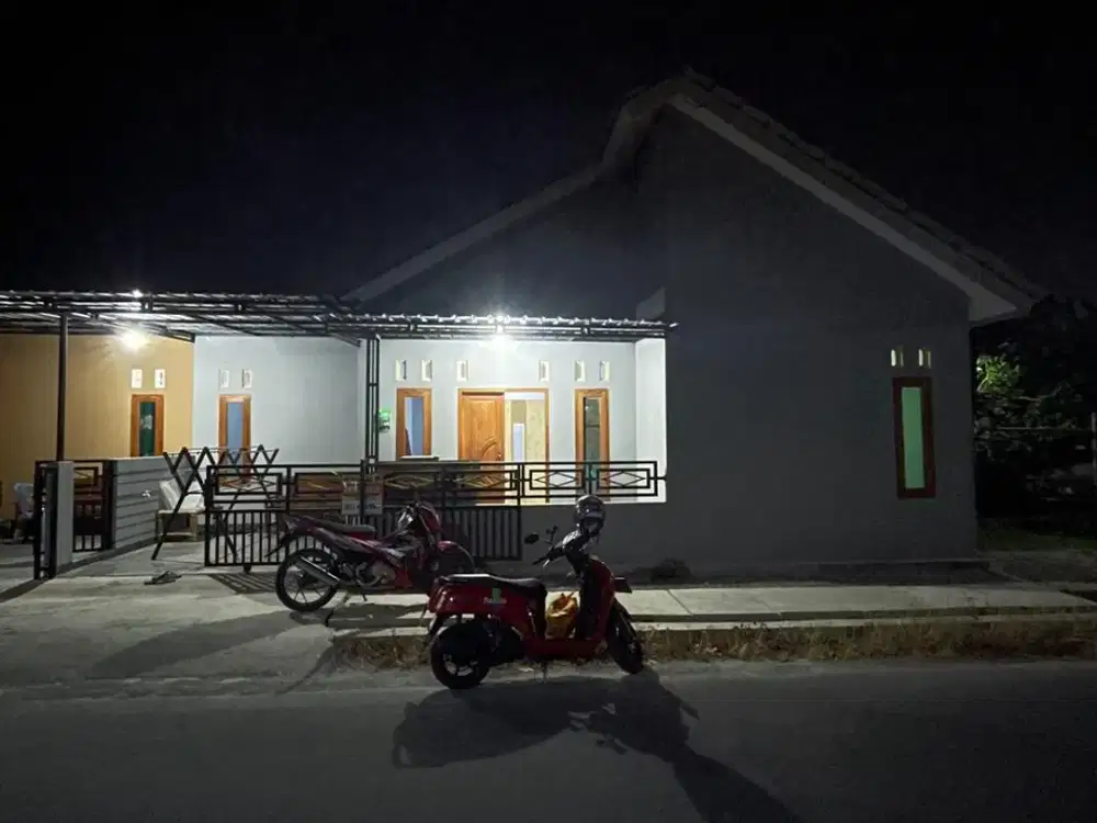 Disewakan Rumah Baru Tepi Jalan Cocok Untk Usaha Area Jalan Kabupaten