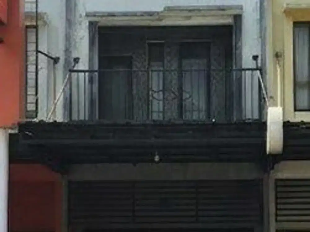 DIJUAL RUKO RAYA WISMA LIDAH KULON - NOL JALAN