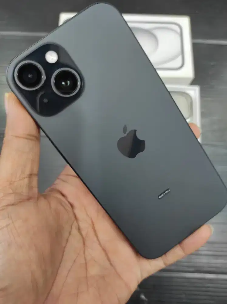 Iphone 15 basic 128
Garansi Ibox
Mulus 99%
Bh 96%
Fullset original