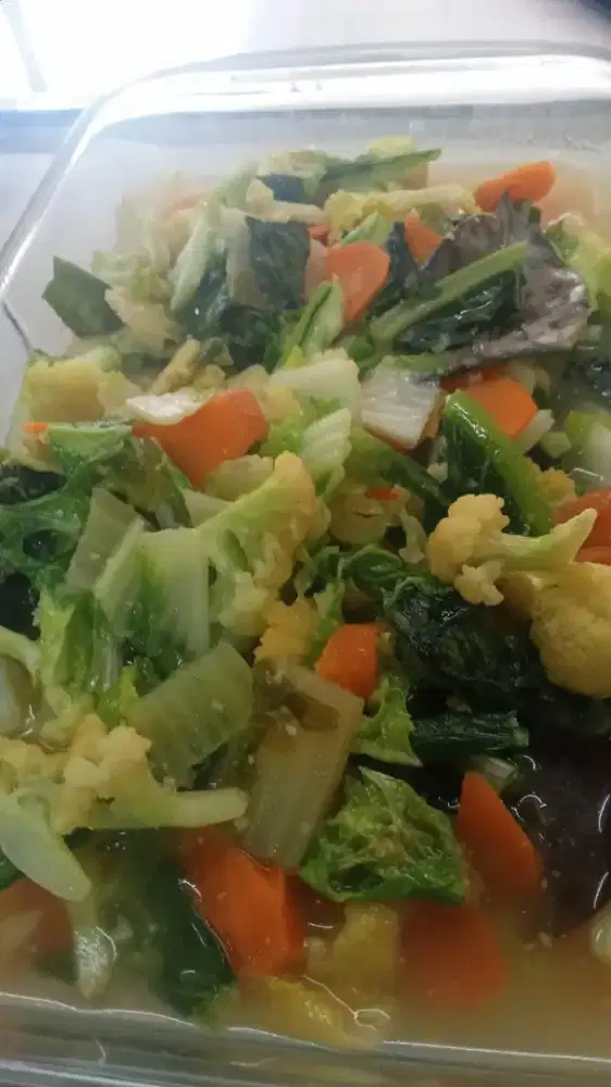 Dicari tukang masak masakan warteg