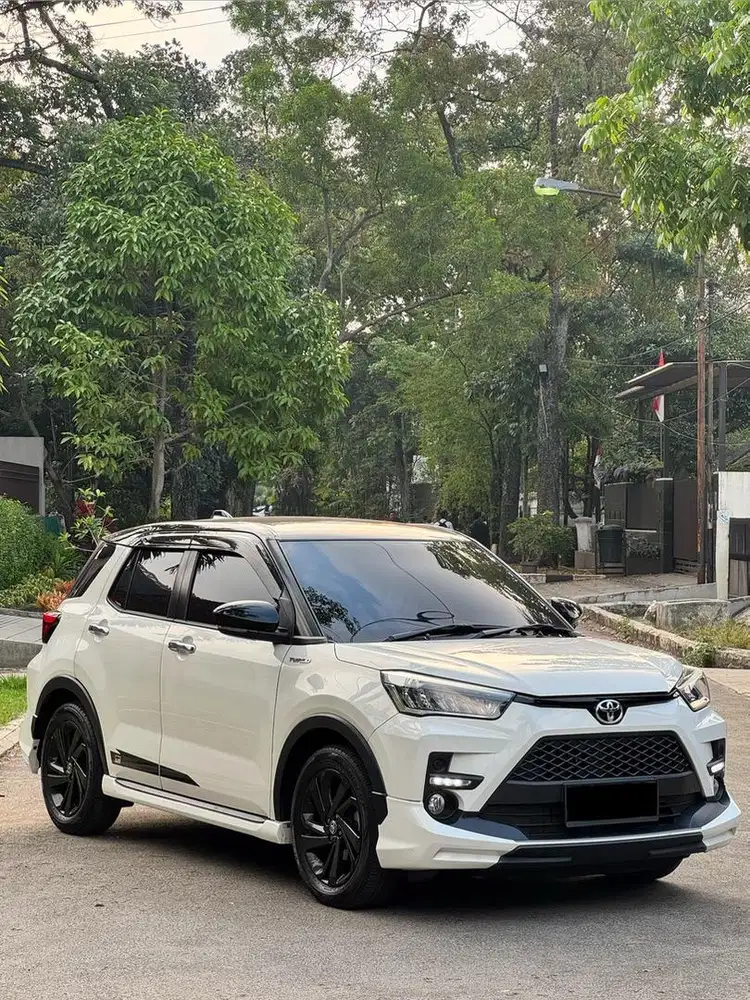 Toyota Raize GR Sport 1.0 Turbo Matic Putih 2021 Km 50rb An Istimewa