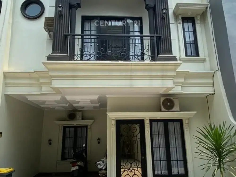 Dijual Rumah American Classic 3 Lantai Siap Huni Di Jagakarsa
