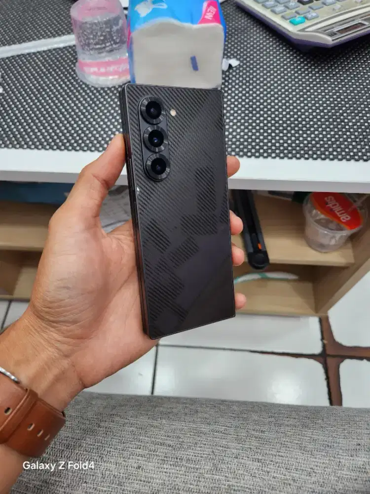 Samsung Z Fold 6 12/512GB Carbon Resmi Sein