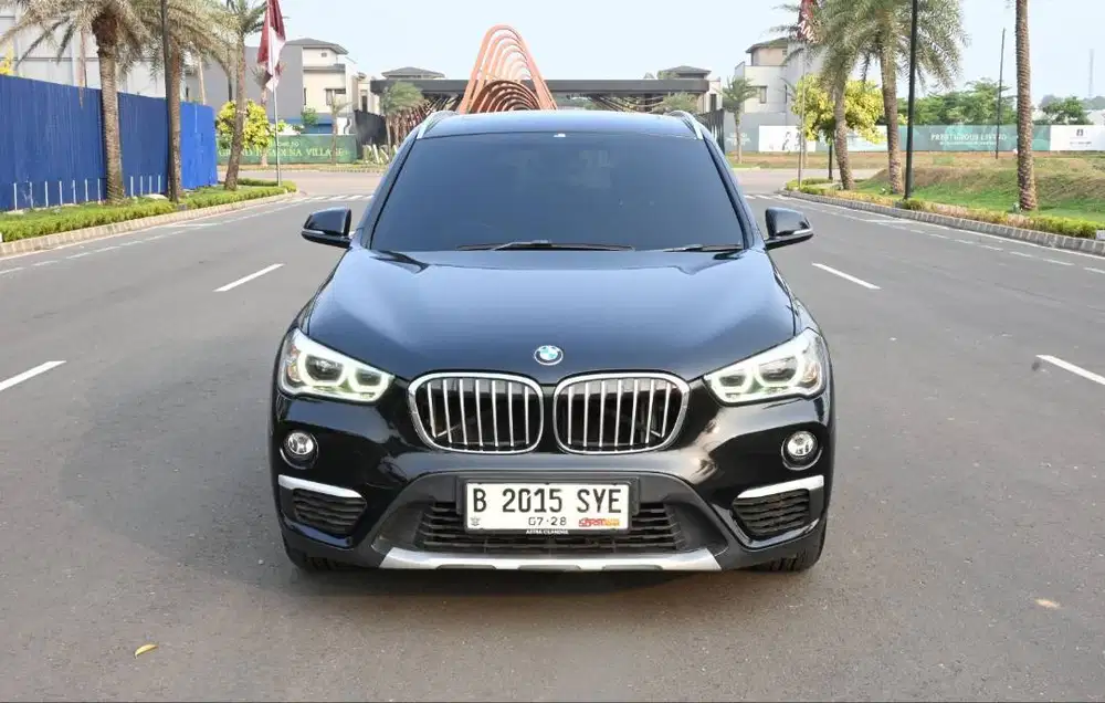 BMW X1 F48 panoramic tahun 2018