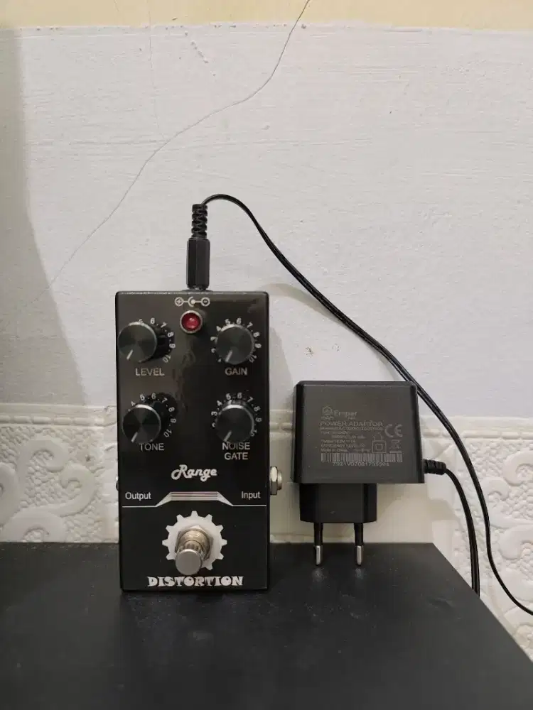 RANGE EFEK GITAR LISTRIK ELEKTRIK DISTORSI