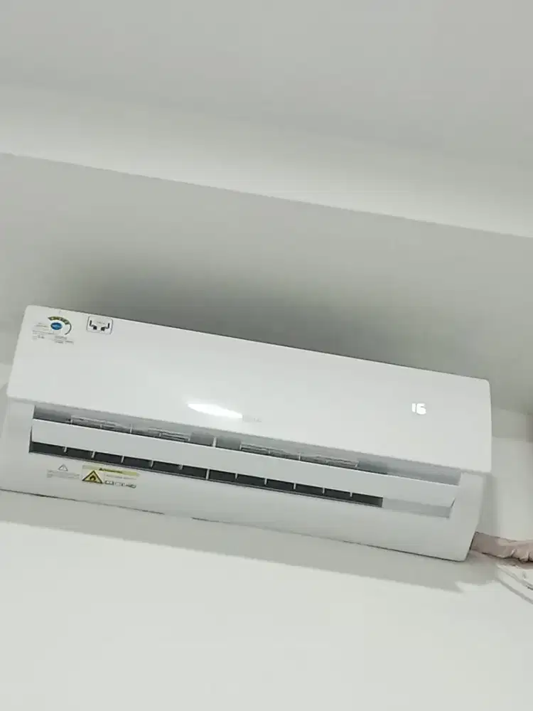 Jual AC merk LG 1/2PK